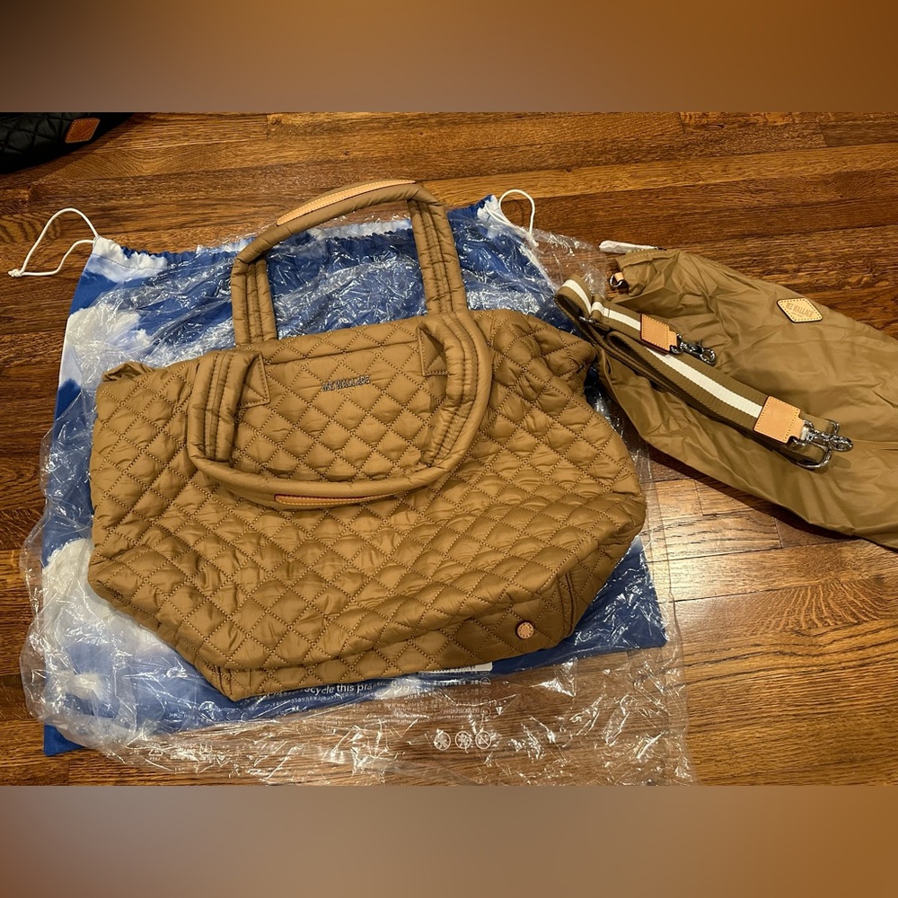 Mz Wallace Medium Metro Tote Deluxe in Caramel